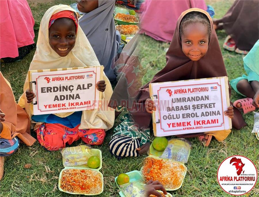 Afrika'da Yemek Organizasyonu 79