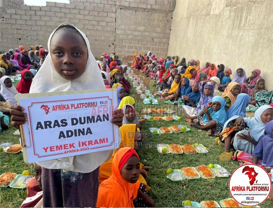 Afrika'da Yemek Organizasyonu 80