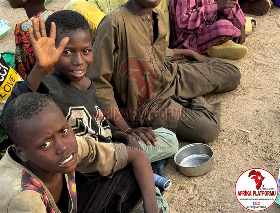 Afrika'da Yemek Organizasyonu 99