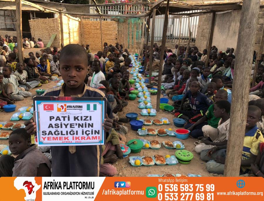 Afrika'da Yemek Organizasyonu 110