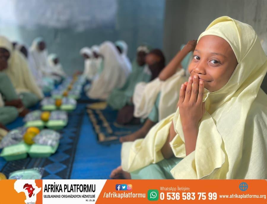 Afrika'da Yemek Organizasyonu 14