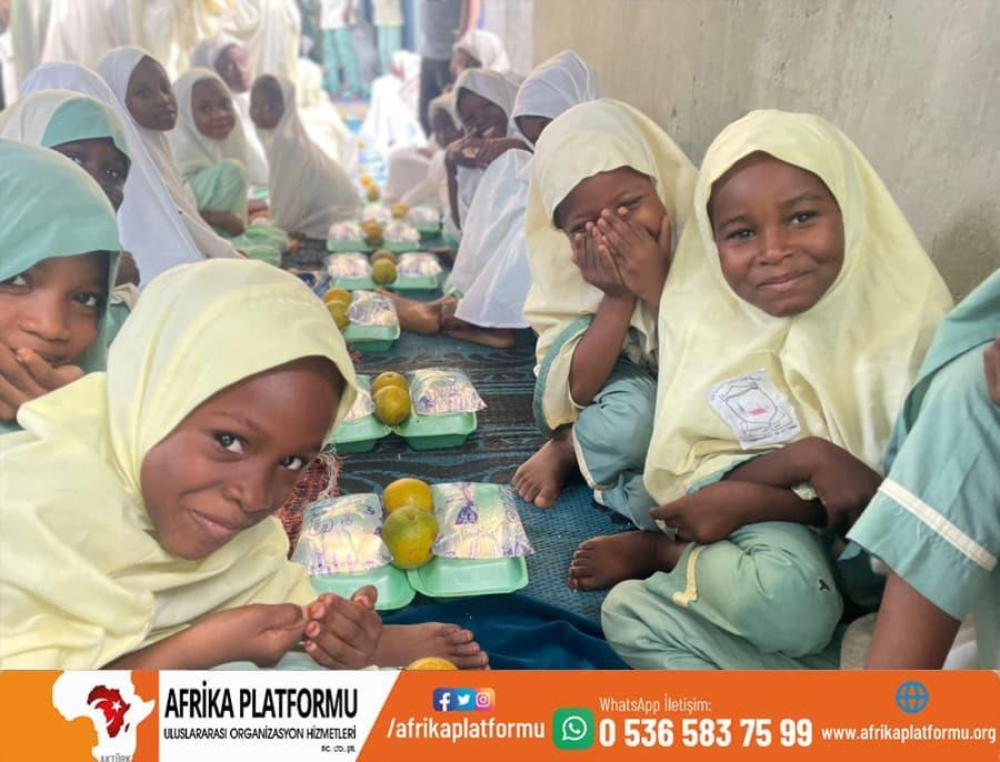 Afrika'da Yemek Organizasyonu 15