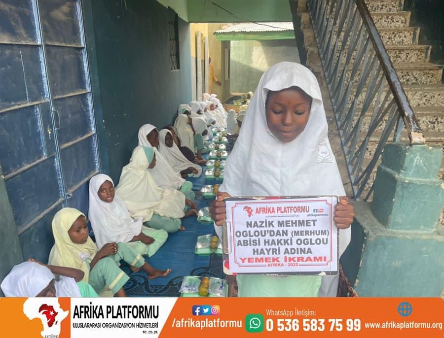 Afrika'da Yemek Organizasyonu 19