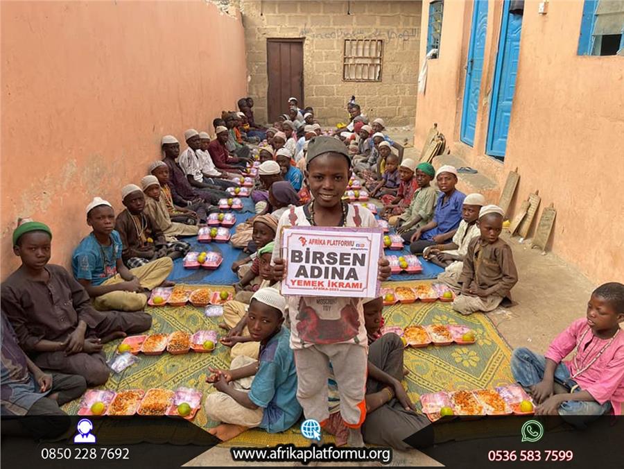 Afrika'da Yemek Organizasyonu 23