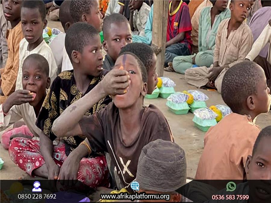 Afrika'da Yemek Organizasyonu 28