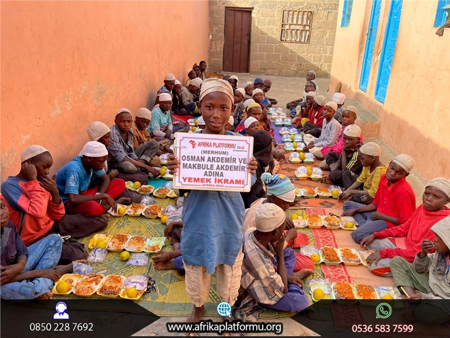 Afrika'da Yemek Organizasyonu 33
