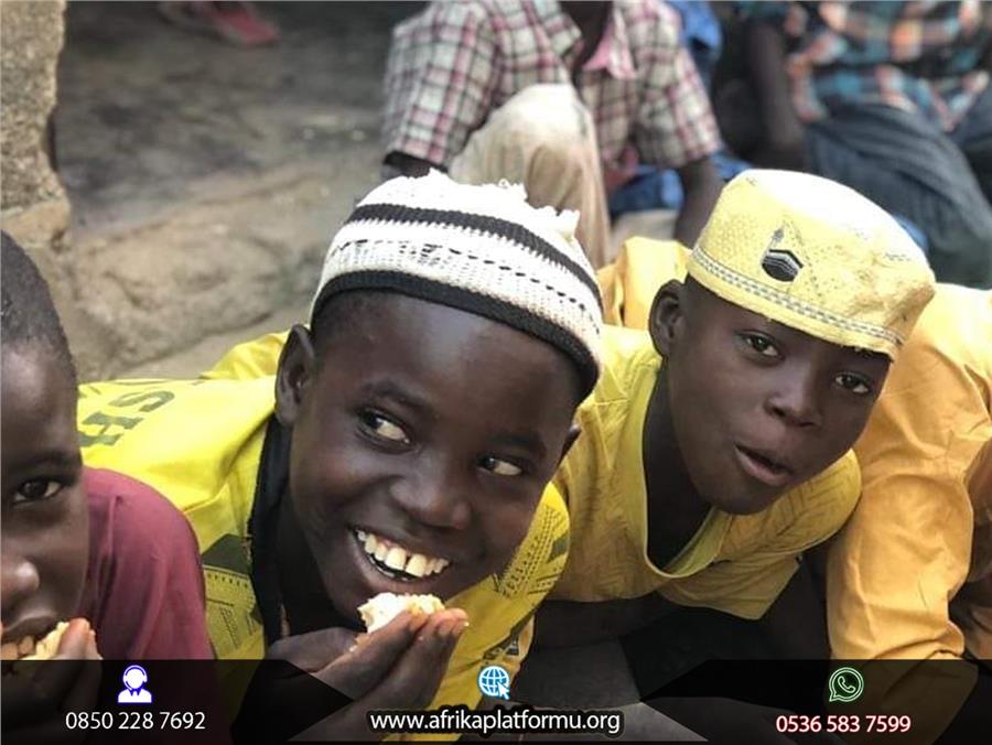 Afrika'da Yemek Organizasyonu 35
