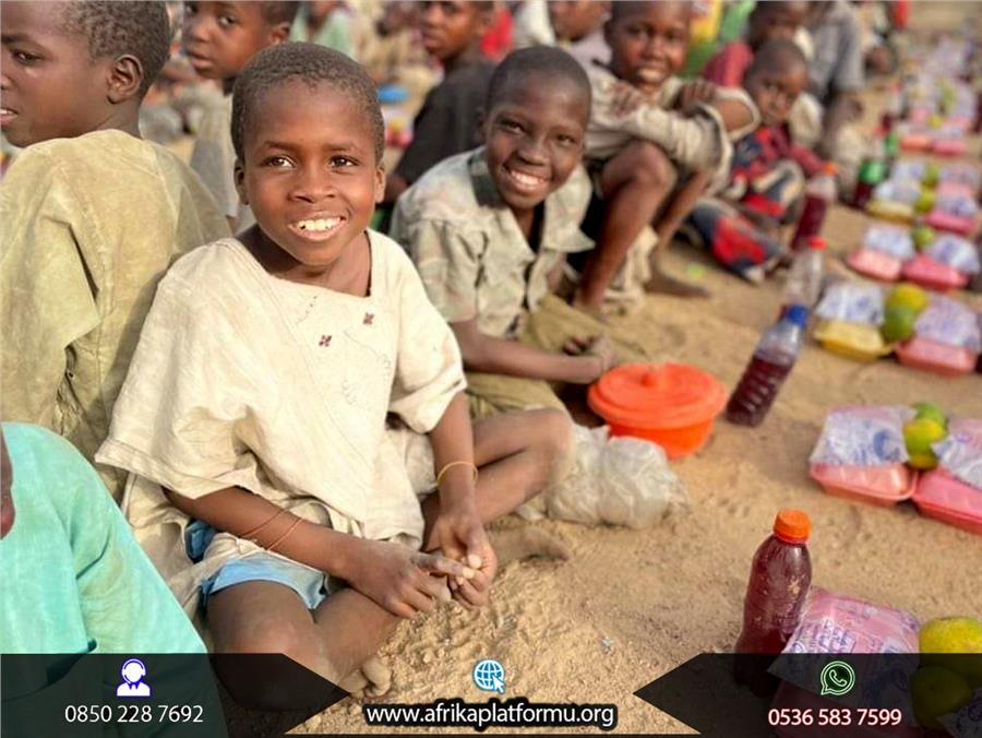 Afrika'da Yemek Organizasyonu 38