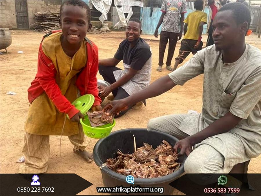 Afrika'da Yemek Organizasyonu 45