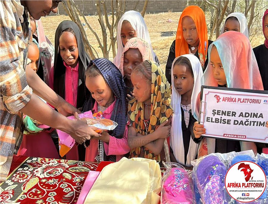 Afrika'da Elbise Organizasyonu 18
